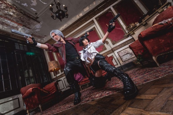 Немного романтики в косплее по мотивам Devil May Cry Немного романтики в косплее по мотивам Devil May Cry