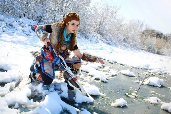 Косплей охотницы на роботов Элой из Horizon Zero Dawn