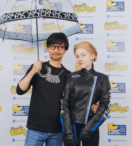 Косплей на Фрэджайл из Death Stranding