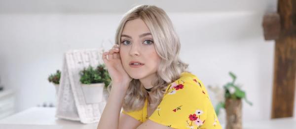 
Порноактриса Ева Эльфи призвала фанатов Dota 2 подписаться на ее OnlyFans &mdash; это поможет призовому фонду The International 2023
