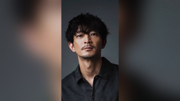 Кодзима показал тизер Death Stranding 2 с загадочным актером. Фанаты уже знают, кто это
Кодзима показал тизер Death Stranding 2 с загадочным актером. Фанаты уже знают, кто это
