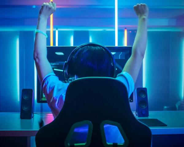 Как блокчейн меняет игровую индустрию: преимущества для игроков и разработчиков Как блокчейн меняет игровую индустрию: преимущества для игроков и разработчиков